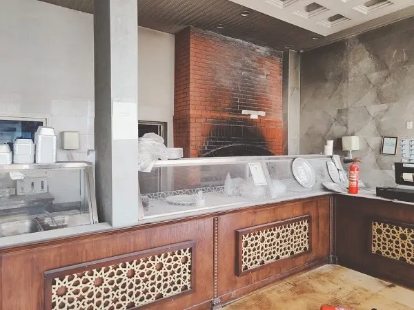 مطعم الحسين يعود إلى العمل بعد يوم من الحريق