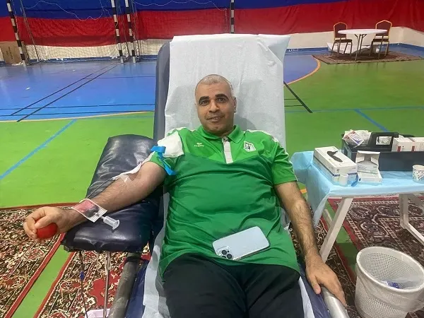 الخويلدية تتبرع بـ 74 كيس دم لمركزي القطيف