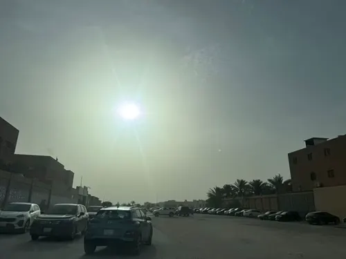 غبار القطيف مستمر حتى الـ 6 مساءً