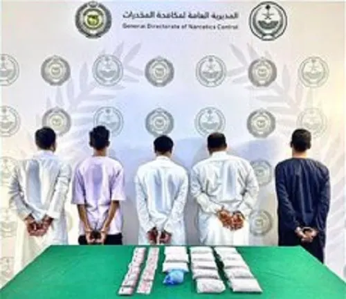حصيلة الأربعاء.. 19 مروجاً ومهرباً في قبضة الأمن