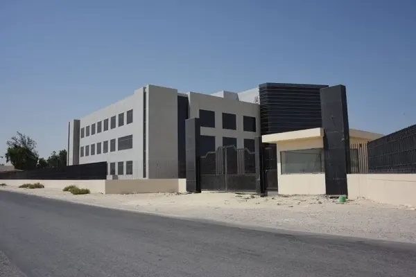 القطيف تنتظر.. ومركز طب الأسنان التخصصي ما زال مغلقًا
