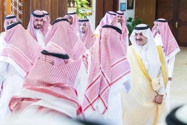 أمير الشرقية يستقبل منسوبي الإمارة المهنئين بعيد الأضحى