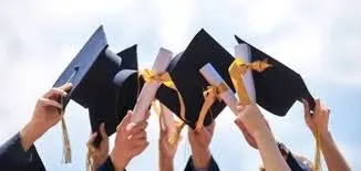 ابتهال المسكين تحتفل بتخرجها من برنامج المدرب الصحي