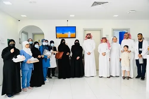 “صحي الجش” يكرم العاملين في العيد