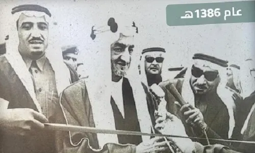 قبل 60 عاماً.. افتتح الملك فيصل طريق الحج بين الرياض والحجاز
