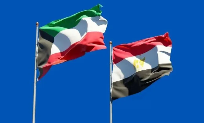 الكويت تغلق مجالها الجوي.. و “مصر للطيران” تعلق رحلاتها