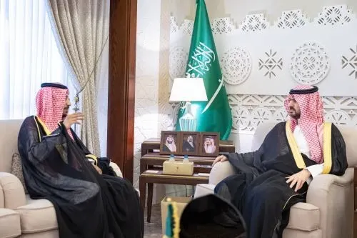 نائب أمير الشرقية يستقبل إدارة ولاعبي نادي الهدى