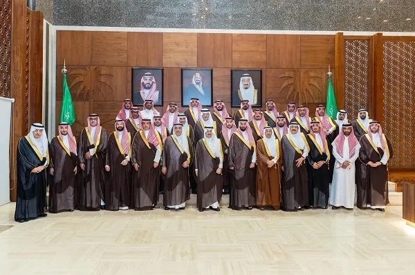 أمير الشرقية يكرّم مانحي حملة جود المناطق