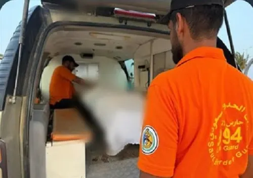 ينبع.. إنقاذ مواطن من الغرق أثناء ممارسة السباحة