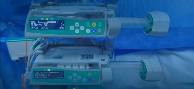 نجاح تقنية التخدير الوريدي الكامل في تخصصي الدمام