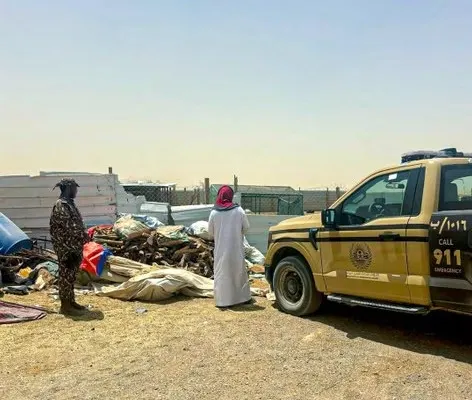 ضبط تاجر حطب محلي في الرياض