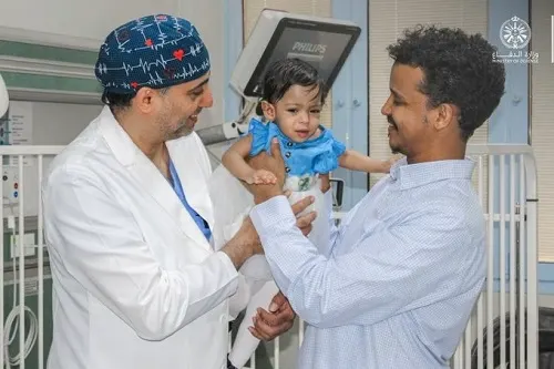مركز الأمير سلطان.. عملية قلب نادرة تنقذ حياة طفلة سودانية