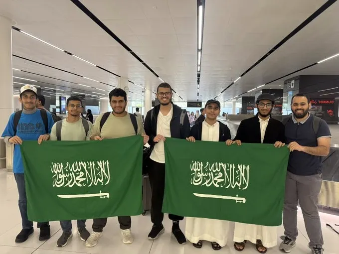 طلاب المملكة يحققون 6 جوائز دولية في أولمبياد الرياضيات