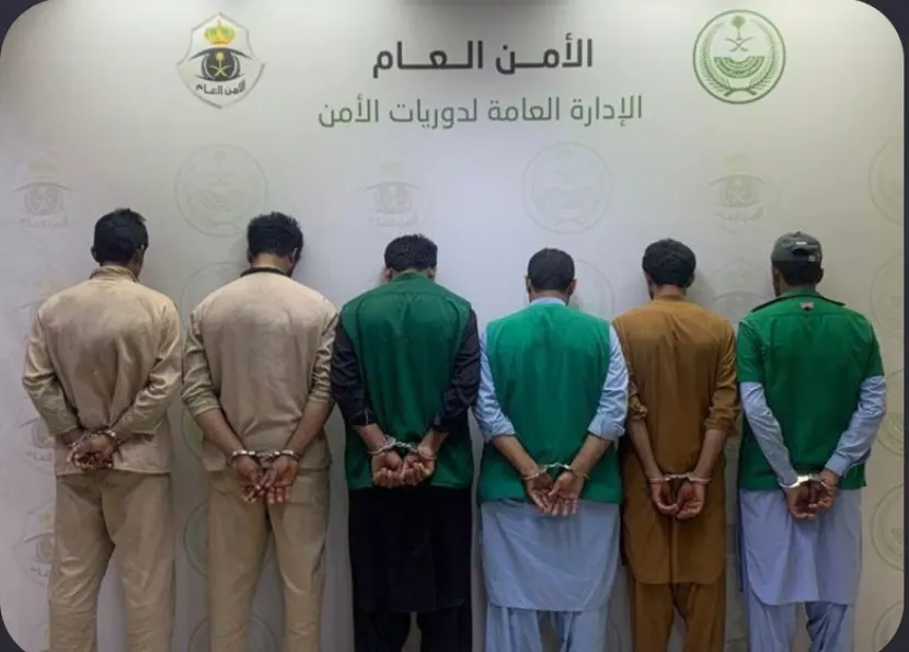 مكة المكرمة.. شجار في مكان عام ينتهي بإيقاف 6 مقيمين