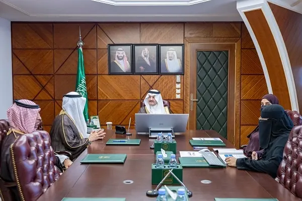 أمير الشرقية يستقبل مجلس إدارة “أكتمل الاجتماعية”