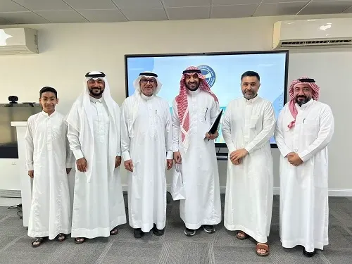 “سعادة” تكرم سفراءها