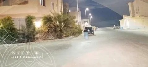 530 عمود إنارة جديد في أحياء القطيف
