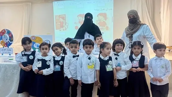 “أيدي نظيفة.. أطفال أصحاء” في تاروت