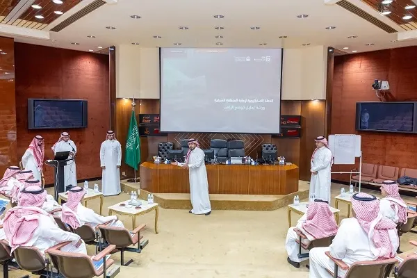 إمارة الشرقية تناقش تطوير خطتها الاستراتيجية