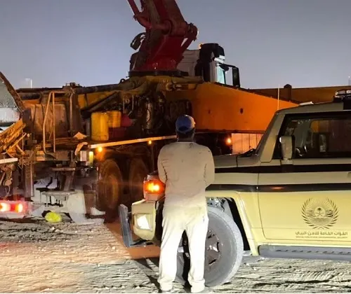 الشرقية.. ضبط مقيم لوث التربة بالخرسانة