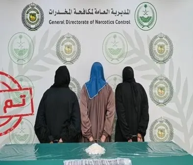 تم القبض في رابغ.. 3 حريم يروّجن “الشبو”