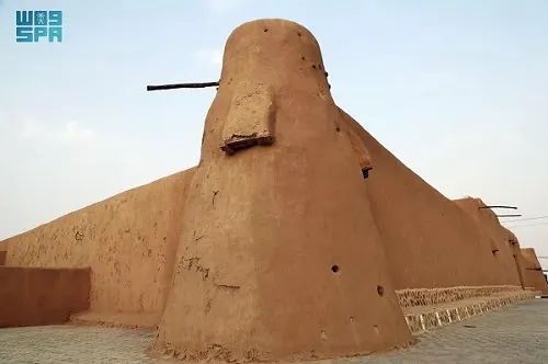 قصر المؤسس في “لينة”