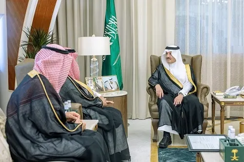 أمير الشرقية يتسلّم شهادة امتثال الإمارة لمشروع “معاذ”