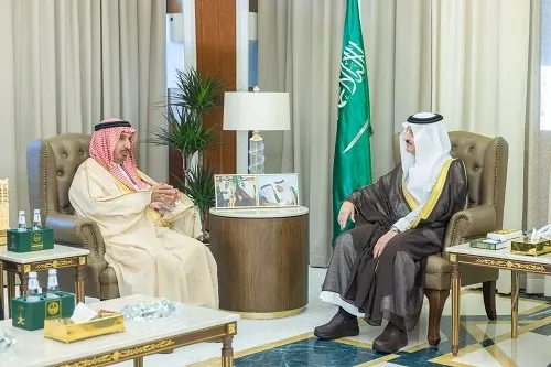 أمير الشرقية يطلع على أنشطة وأهداف جمعية “انتماء وطني”