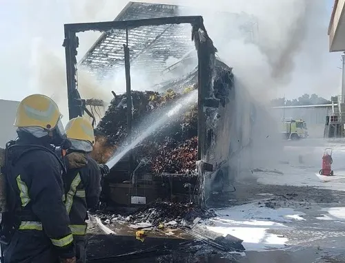 إخماد حريق شاحنة في البيضاء