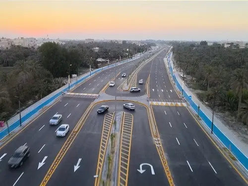 القطيف.. انتهاء المرحلة الأولى لتطوير شارع الرياض بطول 3000 متر