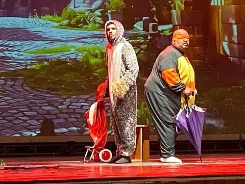 “عودة السلاحف” تحصد 3 جوائز في مهرجان مسرح الطفل العربي
