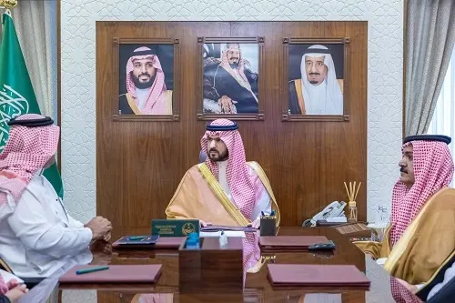 نائب أمير الشرقية يستطلع “واحة المستقبل” في جمعية الثروة الحيوانية