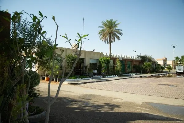 مساحة لا تقل عن 1000 متر شرطاً لترخيص المشاتل