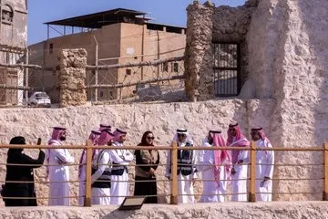 ميدانياً.. هيئة التراث في قصر دارين وقلعة تاروت والزور وحمّام أبو لوزة