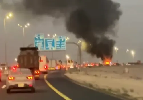 حريق يلتهم سيارة عند كوبري صفوى