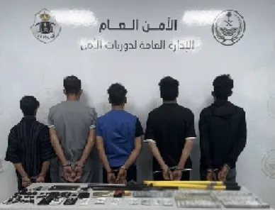 الرياض.. سقوط 5 سوريين ارتكبوا جرائم باستخدام سيارات مسروقة
