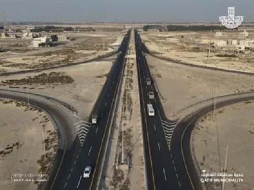 انتهاء تأهيل وتطوير طريق صفوى المطار بطول 12 كيلو