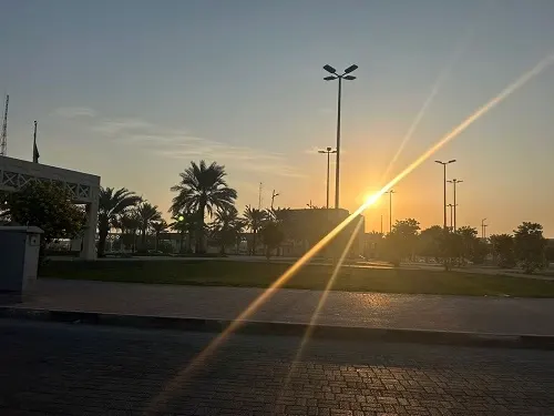 القطيف.. أجواء صافية ودافئة نهاراً وليلة منعشة عند 17°