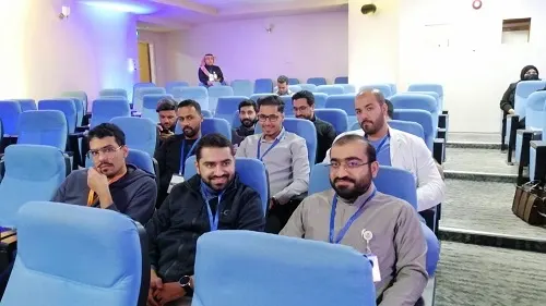 شبكة القطيف: 17 ورقة علمية أمام 70 ممارساً صحياً
