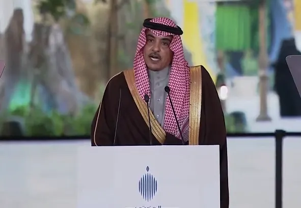 الوزير الدوسري: لا تسامح مع فوضى الإعلام أو الخطاب الشعبوي الزائف