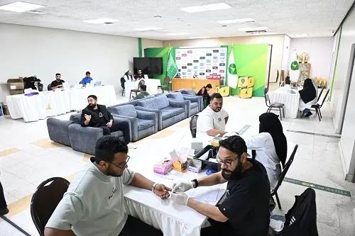 في يومين.. سيهات تتبرع بـ 119 كيس دم لـ “مركزي القطيف”