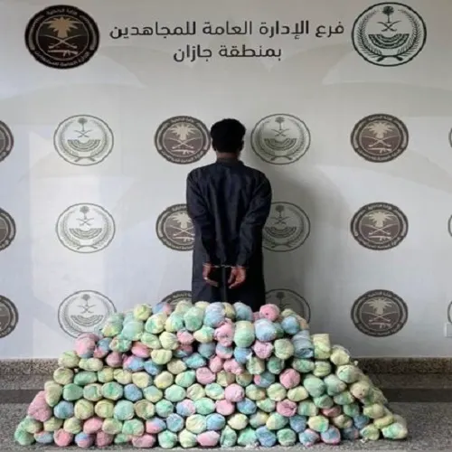 في جازان وعسير.. سقوط 10 مهربين ومروجين