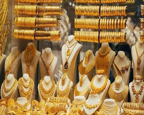 الذهب يواصل الارتفاع.. عيار 21 بـ 471.56 ريالاً