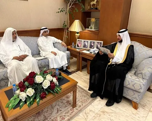 محافظ القطيف يشيد بدور جمعية “أبارق” في تعزيز جودة الحياة