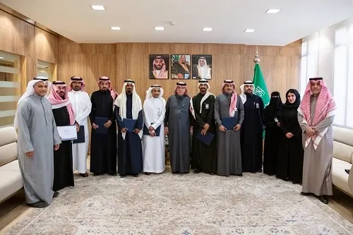 ضبط 10 ملايين منتج مغشوش في 2025 القصبي يكرم الـمراقبين المتميزين في وزارة التجارة