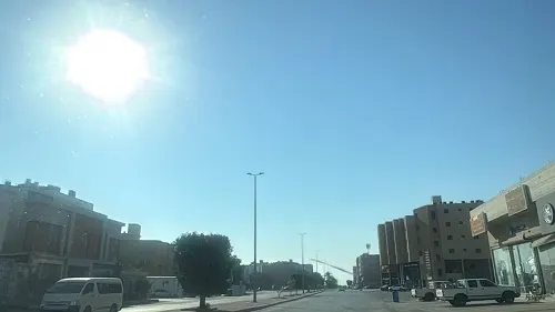 في القطيف.. سماء صافية وطقس بارد