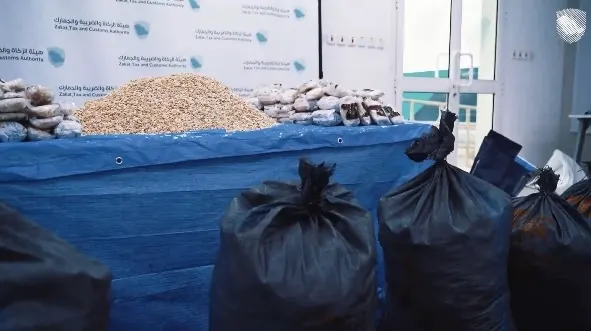 الجمارك أحبطت تهريبها بضاعة فحم و4 ملايين حبة مخدرات في الميناء الإسلامي