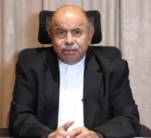 الخنبشي لـ “الانتقالي”: اخلوا مطار الريان أو سنستهدفه