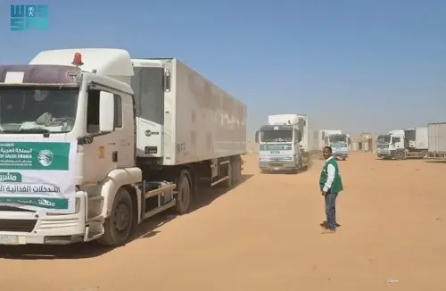 20 شاحنة إغاثية سعودية إلى حضرموت