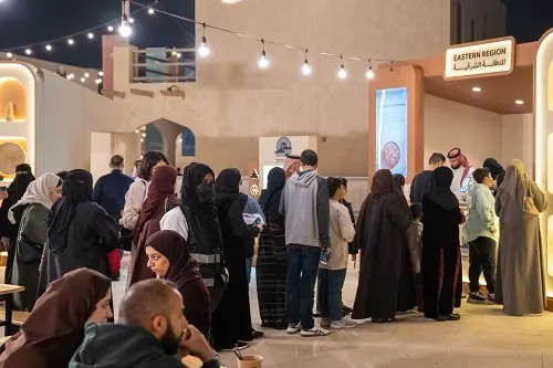 مهرجان المأكولات الشعبية.. 8600 طبق لـ 6000 زائر في العوامية